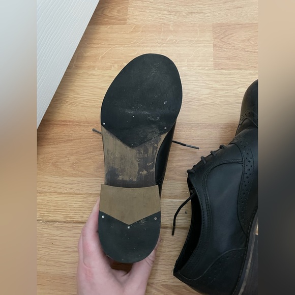 Women’s size 10 Wolverine Brogues/Oxfords in Black - Picture 2 of 5